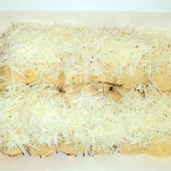 Pisang Crispy Tiramisu Toping Keju Serut