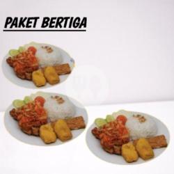 Pakat Ayam Bertiga