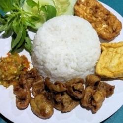 Nasi Kulit Goreng