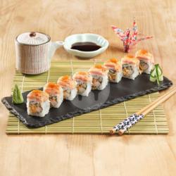 Salmon Mentai Roll