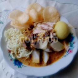 Lontong Kari Telur