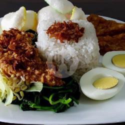 Gado2 Nasi Tlur Rebus Gorengan Krupuk