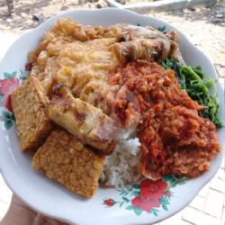 Sego Sambal Keriting Special Kulupan Xtra Iwak Asin