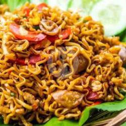 Indomie Goyeng Sambal Geprek Pedas