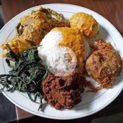 Nasi Rendang Perkedel