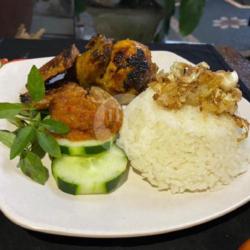 Paket Special Nasi Ayam Bakar Batuagung