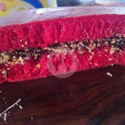 Martabak Redvelvet Coklat Kacang