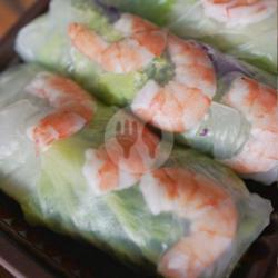 Vietnamese Spring Rolls Prawn Salad