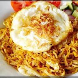 Minas ( Indomie Nasi Goreng)