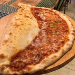 Pizza Calzone