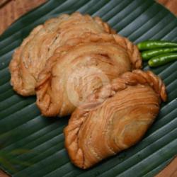 Karipap Ayam (5pcs)