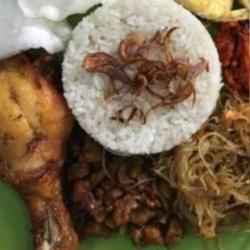 Nasi Uduk Paha Bawah