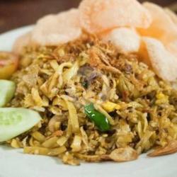 Nasi Goreng Mawud Kwetiau   Teri