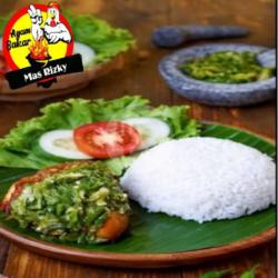 Nasi   Ayam Remek Krispy Sambal Ijo