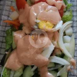 Salad Sayur 500ml   Jus Jambu Merah 330ml