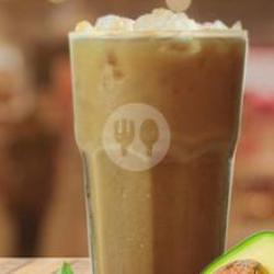 Ice Alpukat Coffee