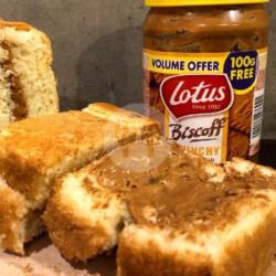 Roti Bakar/kukus Lotus Biscoff Keju   Cadbury Keju