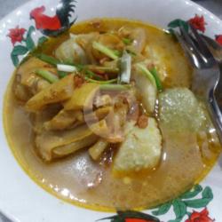 Kikil Lontong