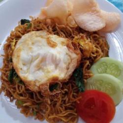 Mie Goreng Pedas Mantul