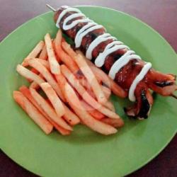 Sosis Bakar Ayam Extra Frenchfries