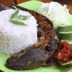 Nasi Lele Bakar