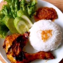 Ayam Bakar Nasi Uduk Sambal Petir