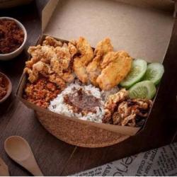 Paket Nasi Kulit Crispy   Ayam Crispy