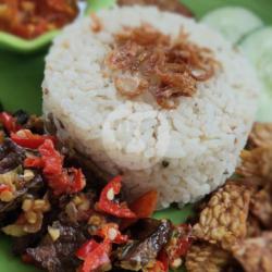 Nasi Liwet Oseng Paru