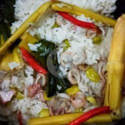 Nasi Liwet Bakar Cumi Asin Pete Pedas