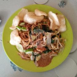 Mie Pecel