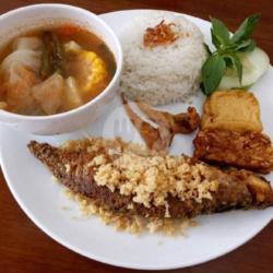 Nasi Timbel Bandeng Bakar