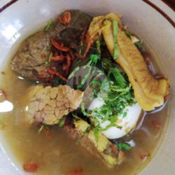 Soto Daging Campur Tambah Telur