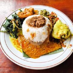 Nasi Gulai Ikan Kuning Es Jeruk