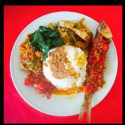 Nasi Ikan  Kembung Sambal Merah