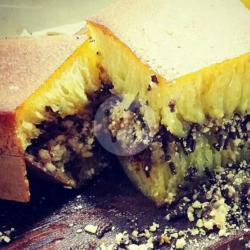 Martabak Meses Ceres Kacang