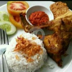 Nasi Ayam Goreng Sambal Bonek