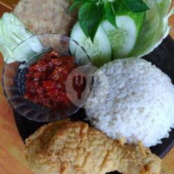 Nasi Ayam Penyet