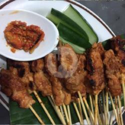 Sate Ayam Plecing