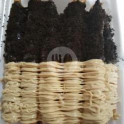 Banana Roll Tiramisu Coklat Oreo