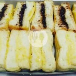 Roti Bakar Coklat - Durian