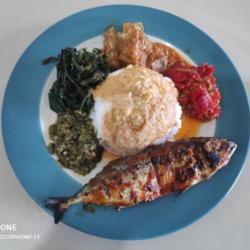 Nasi Ikan Kembung Sayur Rm