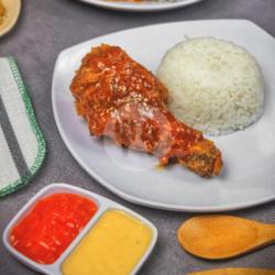 Ayam Karamel  Nasi Saus Keju