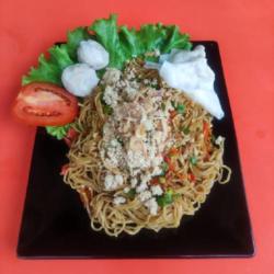 Cwie Mie Goreng Bakso   Es Teh Manis