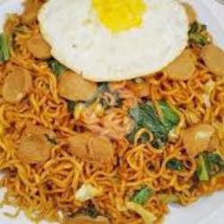 Mie Goreng Bakso Telor Sayuran