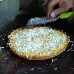 Martabak Manis Keju Susu