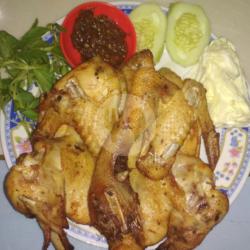 1 Ekor Ayam Goreng
