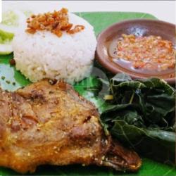 Pecel/geprek/penyet Ayam Kampung   Nasi