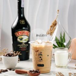 21  Kopi Susu Baileys / Kahlua (latte Baileys / Kahlua)