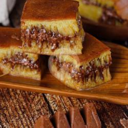 Martabak Manis Toblerone Reguler