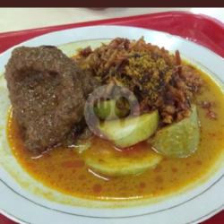 Lontong Sayur Rendang Daging